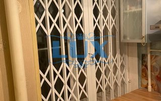 металлическая раздвижная решетка