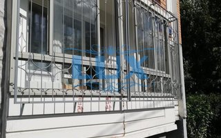 металлическая решетка на балкон